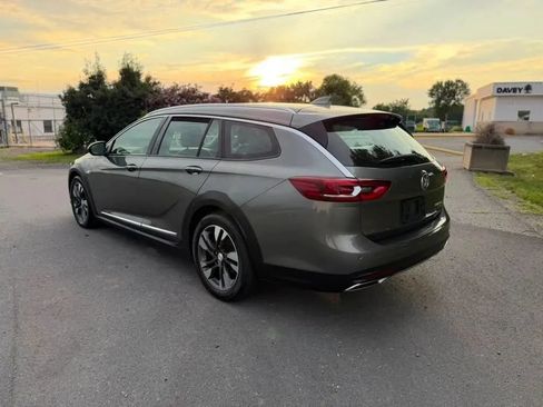 Used 2019 Buick Regal Essence w/ Driver Confidence Package I AWD/4WD image 5