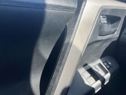 Used 2016 Toyota RAV4 LE image 11