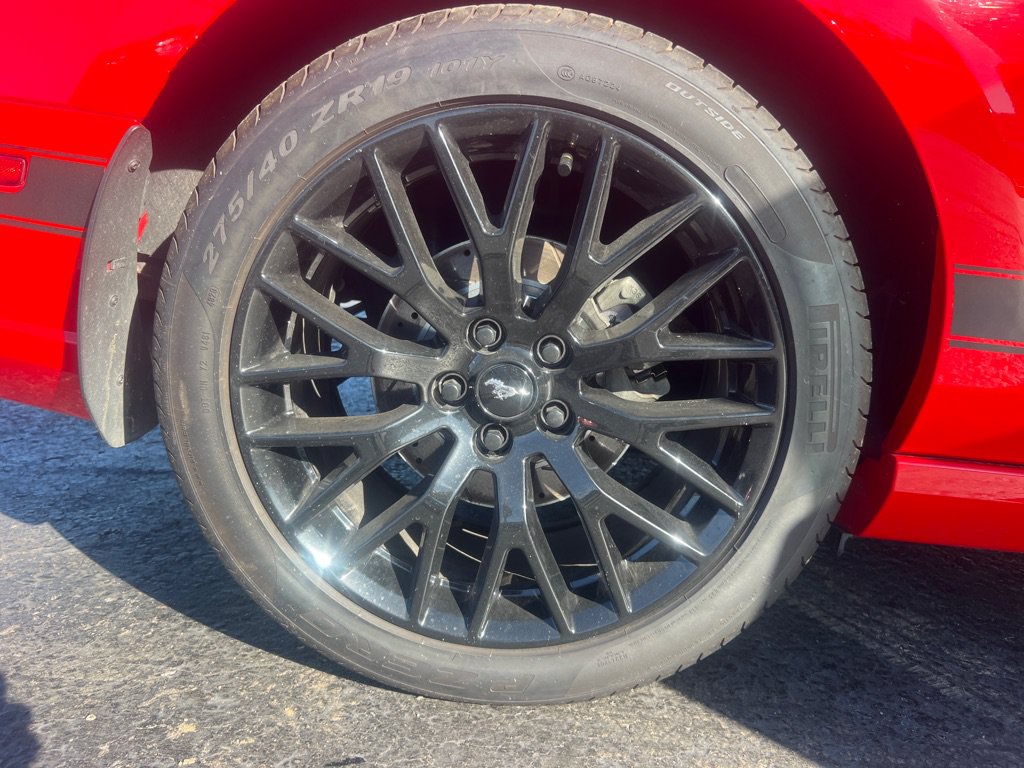 Used 2013 Ford Mustang Boss 302 w/ Boss 302 Accessory Pkg RWD image 40