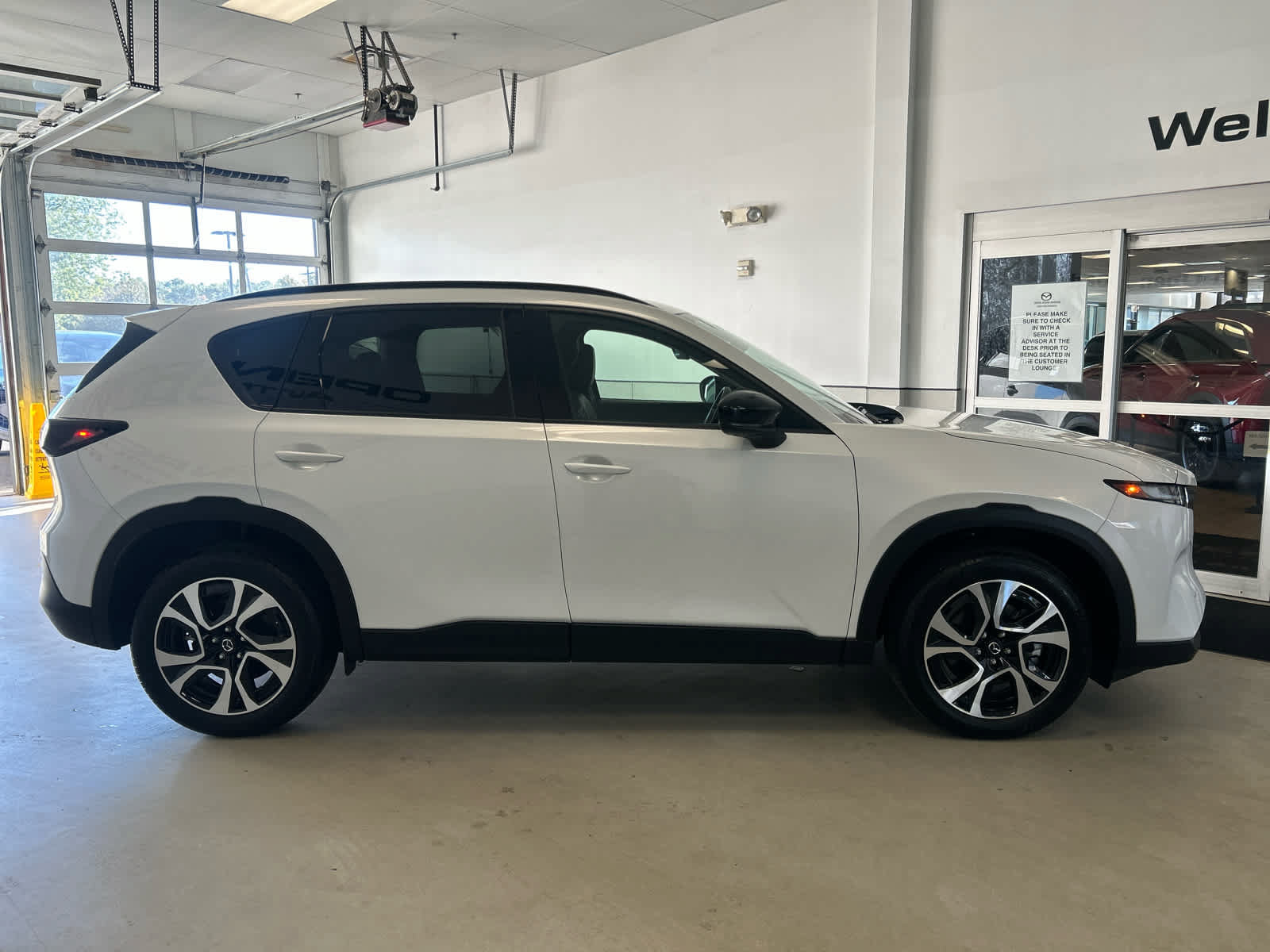 Certified 2026 MAZDA CX-5 Preferred AWD/4WD image 6