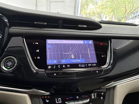 Used 2024 Cadillac XT6 Premium Luxury w/ Technology Package FWD image 34