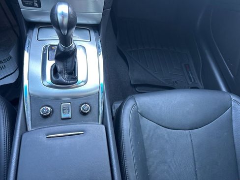 Used 2013 INFINITI G37 Sport w/ Premium Pkg image 26