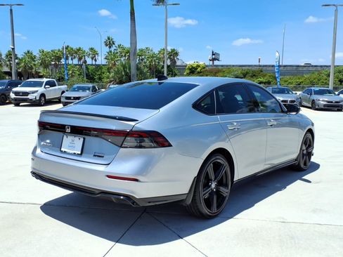 Used 2024 Honda Accord Sport image 15