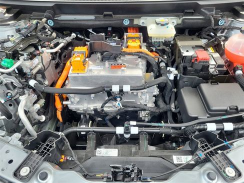 New 2025 Cadillac Optiq Sport 2 image 29