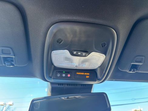 New 2026 GMC Canyon Elevation w/ Convenience Package image 24