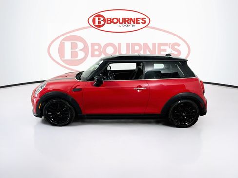Used 2022 MINI Cooper 2-Door Hardtop FWD image 8