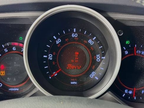Used 2013 Toyota 4Runner Limited AWD/4WD image 13