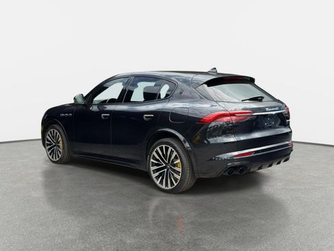 Used 2023 Maserati Grecale Modena AWD/4WD image 5