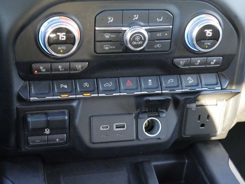 Used 2020 GMC Sierra 1500 AT4 image 13