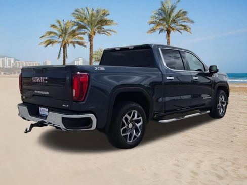 Used 2022 GMC Sierra 1500 SLT AWD/4WD image 8