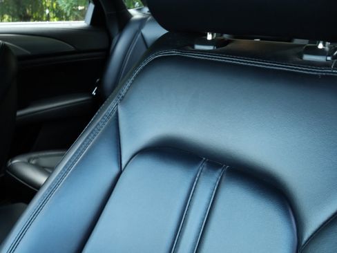 Used 2017 Lincoln MKZ Premiere image 22