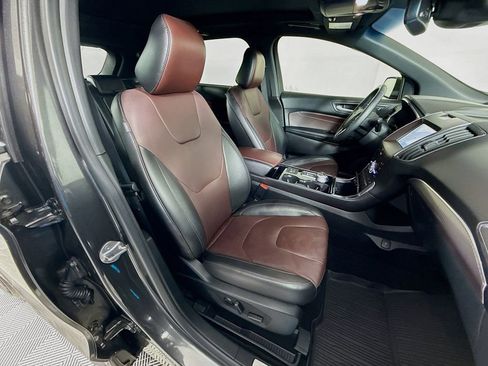 Used 2020 Ford Edge Titanium w/ Equipment Group 301A image 30