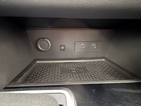 New 2025 Nissan Pathfinder SL w/ SL Premium Package image 35