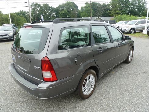 Used 2006 Ford Focus SE FWD image 5
