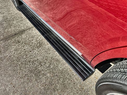 New 2026 GMC Yukon Denali w/ Sun & Power Step Package image 13