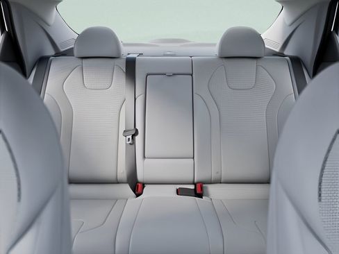 New 2026 Hyundai Elantra Limited FWD image 10