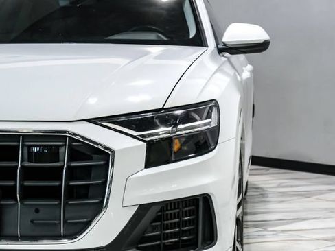 Used 2019 Audi Q8 Premium Plus w/ Premium Plus AWD/4WD image 41