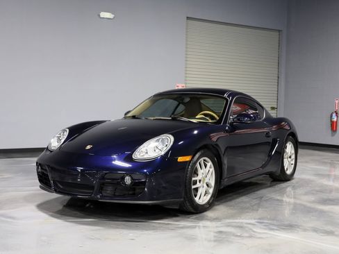 Used 2008 Porsche Cayman RWD image 3