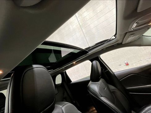 Used 2022 Jeep Cherokee Limited image 27