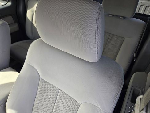 Used 2010 Ford F150 XLT image 21