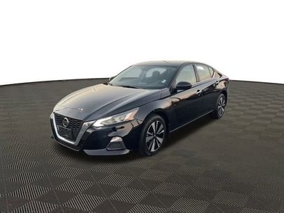 Used 2022 Nissan Altima 2.5 SV