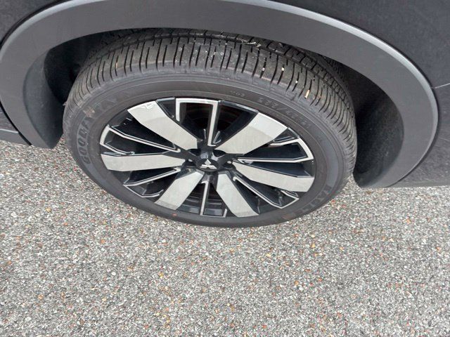 Used 2025 Mitsubishi Outlander SE FWD image 63