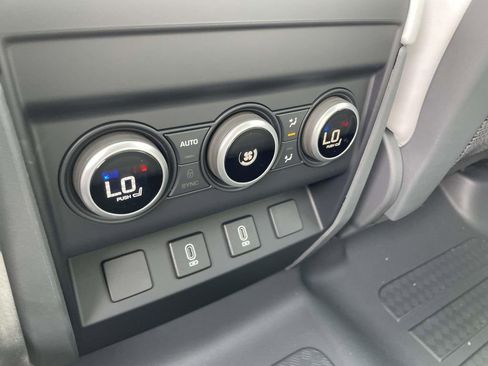 New 2026 Land Rover Defender 110 S AWD/4WD image 21