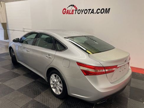Used 2014 Toyota Avalon XLE image 10