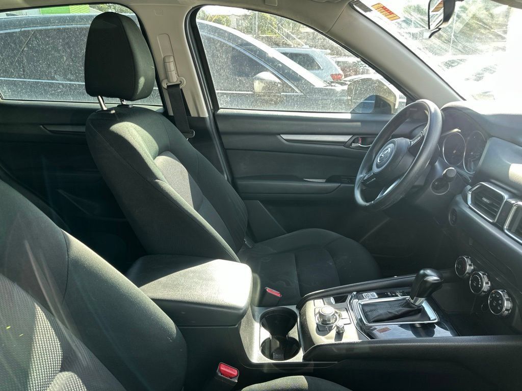 Used 2017 MAZDA CX-5 Sport AWD/4WD image 8
