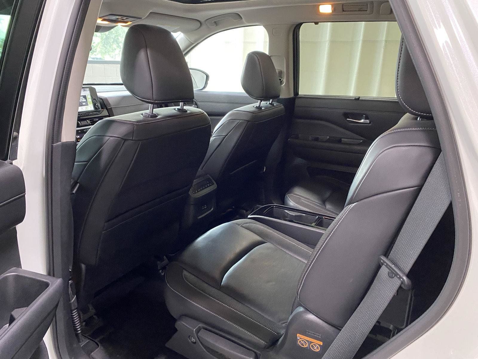 Used 2022 Nissan Pathfinder SL w/ SL Premium Package AWD/4WD image 18