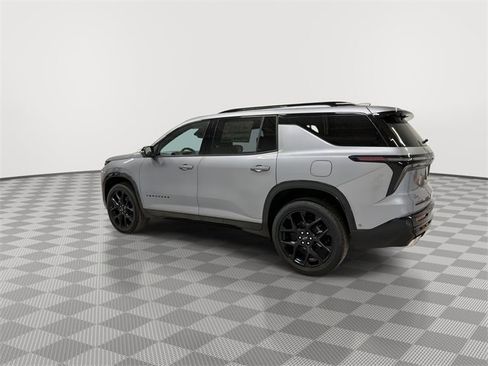 New 2026 Chevrolet Traverse RS w/ LPO, Floor Liner Package image 7