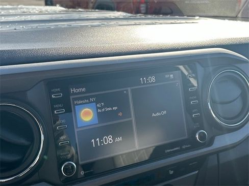 Used 2023 Toyota Tacoma TRD Sport image 16