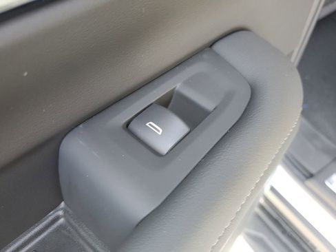 New 2026 Chevrolet Tahoe LT image 19