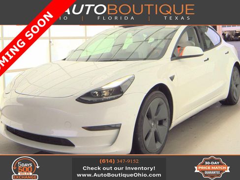 Used 2022 Tesla Model 3 Standard Range RWD image 1