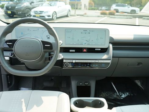 Certified 2023 Hyundai Ioniq 5 SEL AWD/4WD image 17