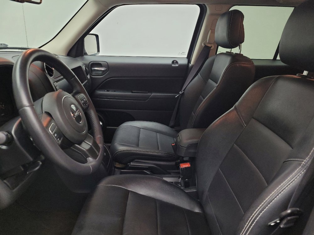 Used 2017 Jeep Patriot High Altitude AWD/4WD image 17