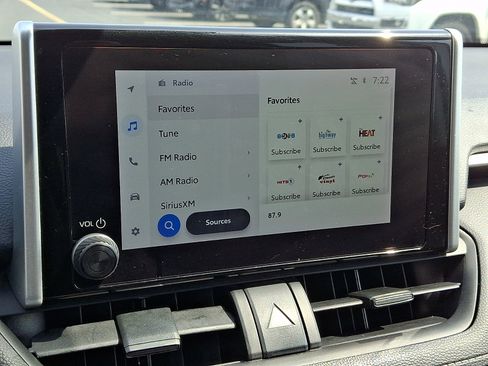 Used 2023 Toyota RAV4 LE image 16