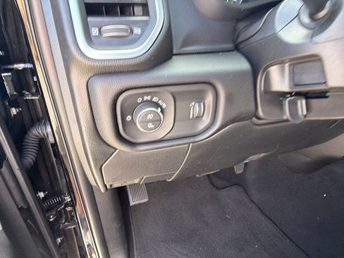 Used 2024 RAM 2500 Big Horn w/ Bed Utility Group AWD/4WD image 25
