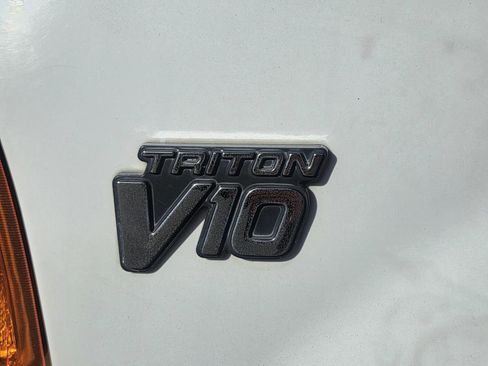 Used 2001 Ford F350 XL image 15