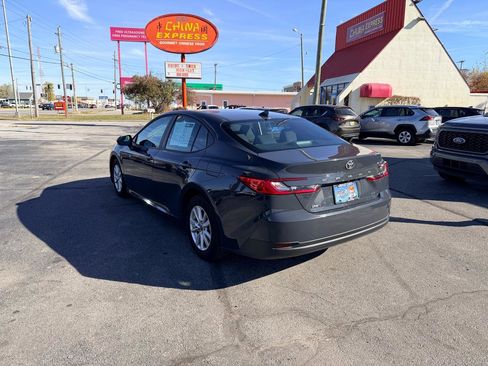 Used 2025 Toyota Camry LE FWD image 10