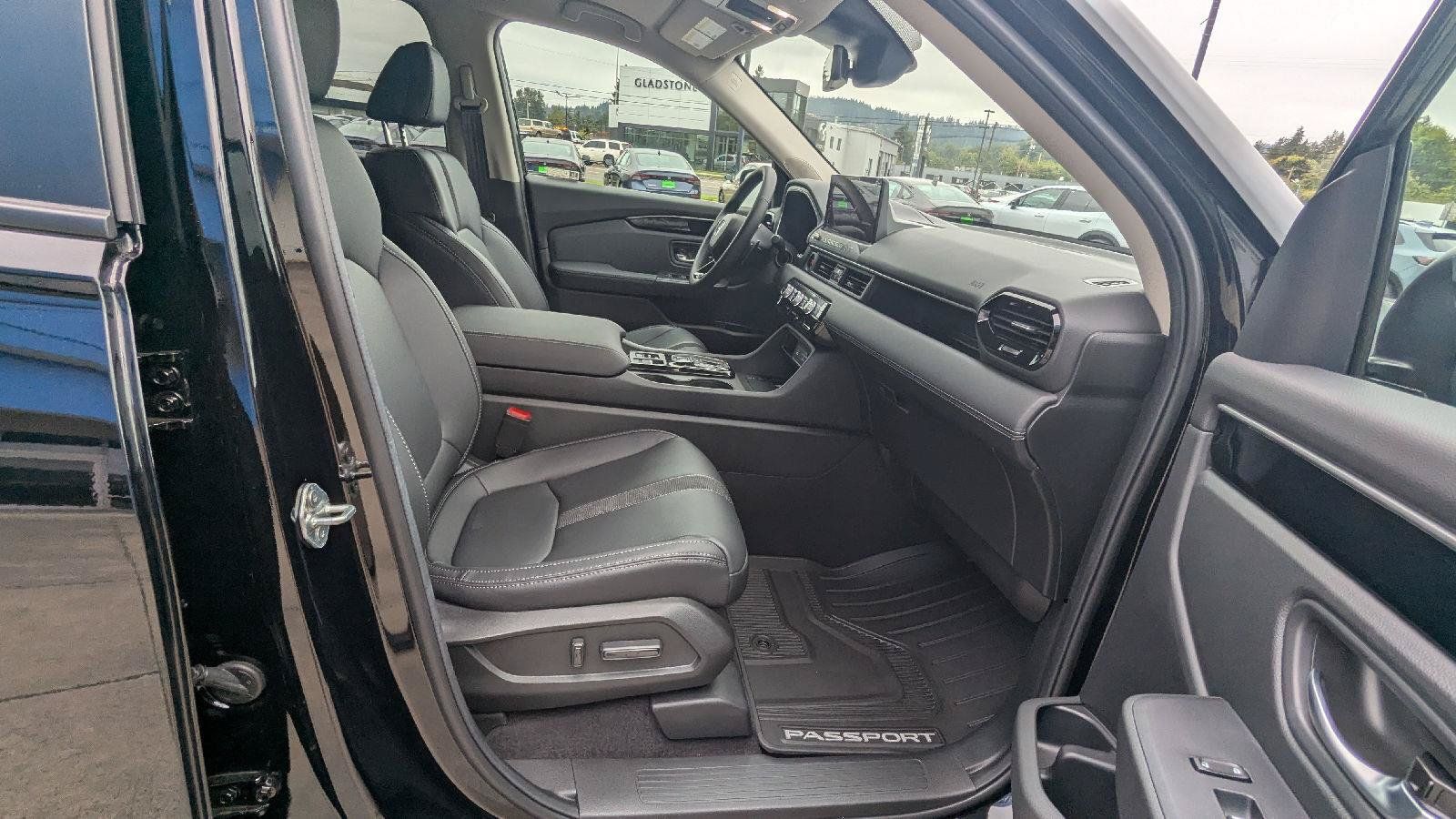 Used 2026 Honda Passport RTL image 14