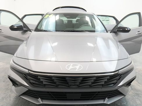 New 2026 Hyundai Elantra SEL Sport image 27