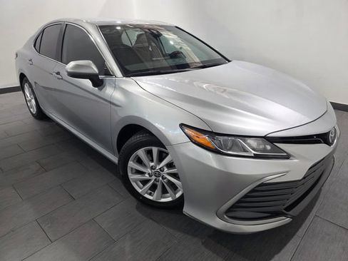 Used 2024 Toyota Camry LE FWD image 7