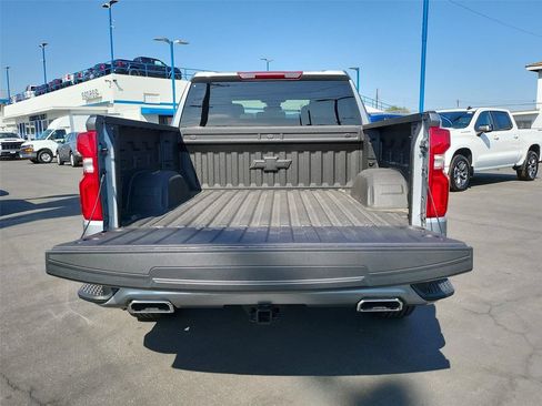Used 2023 Chevrolet Silverado 1500 RST AWD/4WD image 17