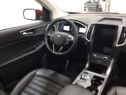 Used 2021 Ford Edge SEL w/ Convenience Package image 21