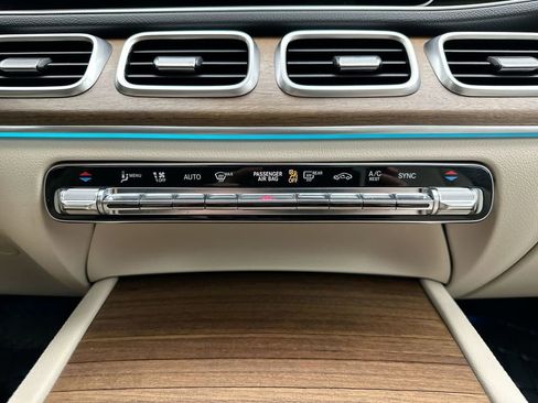 Used 2023 Mercedes-Benz GLE 350 4MATIC image 25