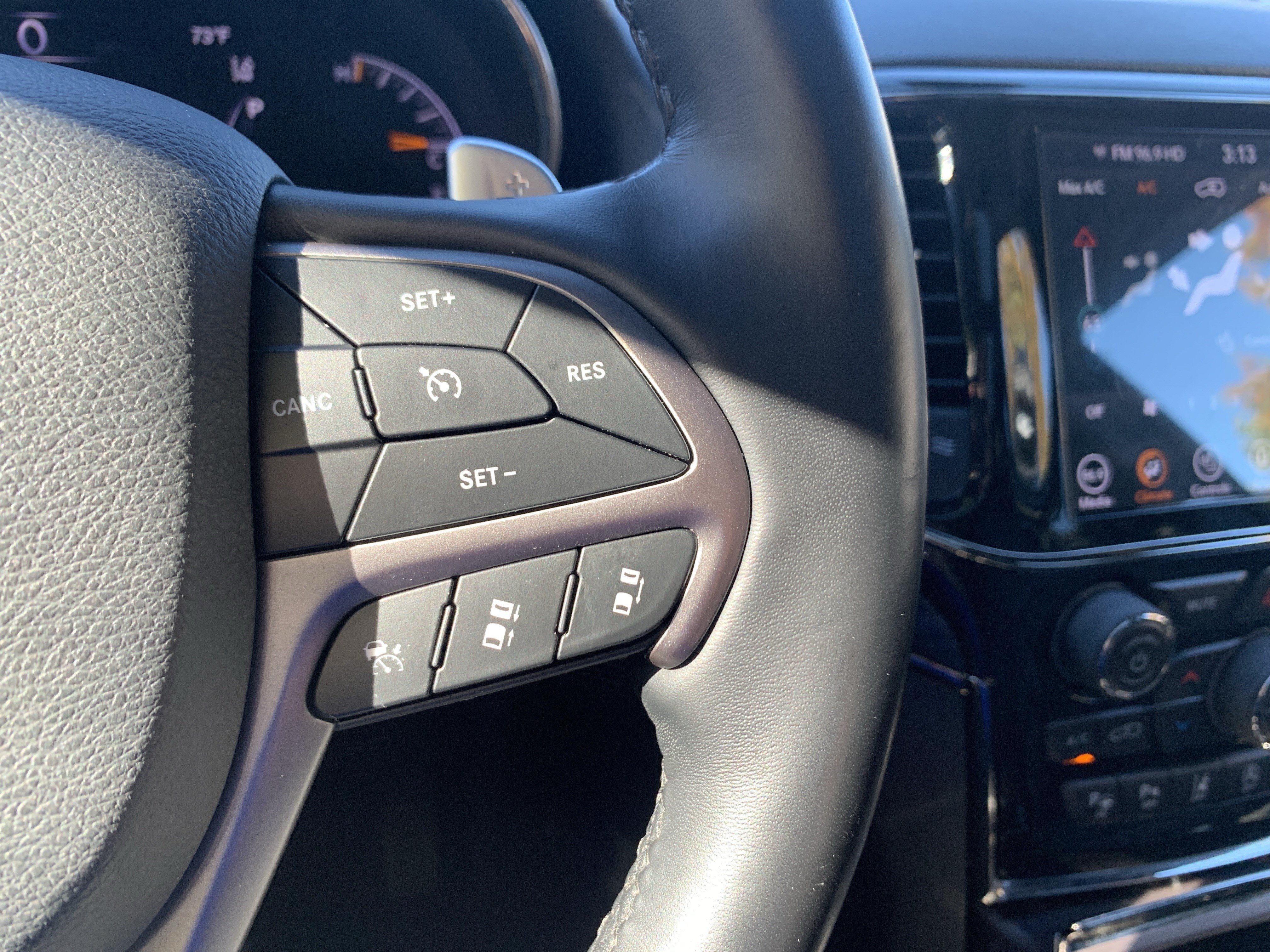 Used 2021 Jeep Grand Cherokee Limited X RWD image 20