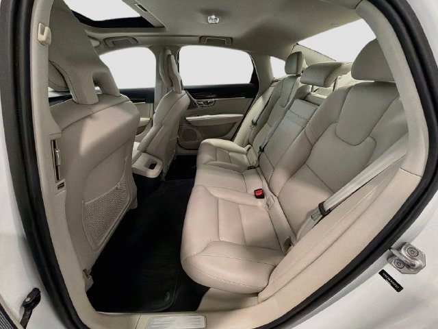 Used 2017 Volvo S90 T6 Momentum w/ Vision Package AWD/4WD image 21