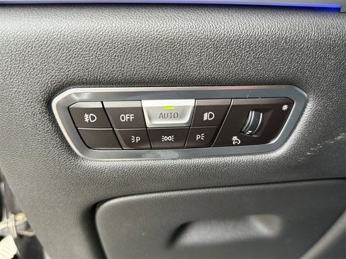 Used 2021 BMW X7 xDrive40i w/ Cold Weather Package image 18