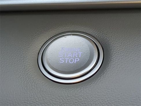 New 2025 Hyundai Elantra Sport image 25